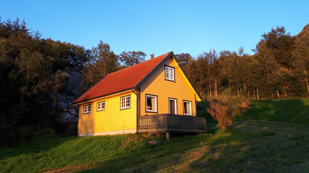 Eimind Feriehus Ask  Eksteriør billede